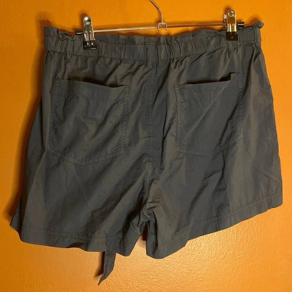 NWOT L&G Poplin Paperbag Tie Waist Shorts - Picture 4 of 7